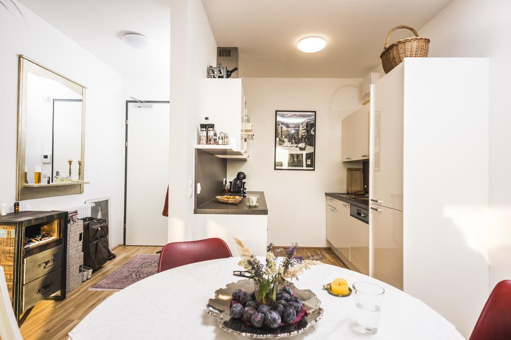 Sky View Apartment Viyana Dış mekan fotoğraf