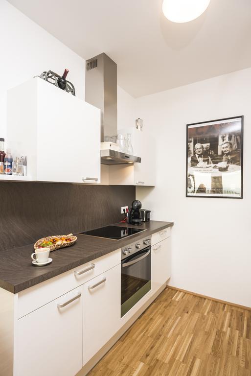 Sky View Apartment Viyana Dış mekan fotoğraf